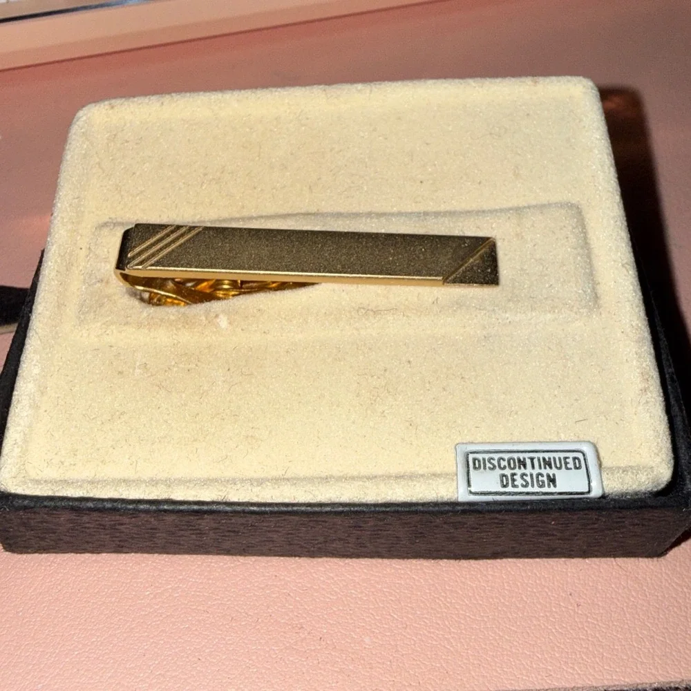 N/A vintage gold